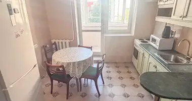 Apartamento 3 habitaciones en Minsk, Belarús
