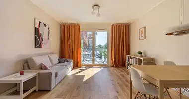 Квартира 2 комнаты в Варшава, Польша