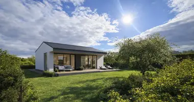 Участок земли в Кедайняй, Литва