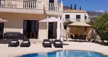 3 bedroom villa in Peyia, Cyprus
