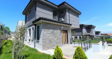 Villa 5 habitaciones en Nilufer, Turquía