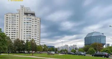 Квартира 3 комнаты в Минск, Беларусь