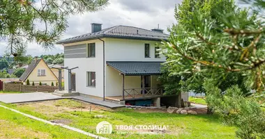 5 room house in Papiarnianski sielski Saviet, Belarus