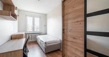 Mieszkanie 6 pokojów w Warszawa, Polska