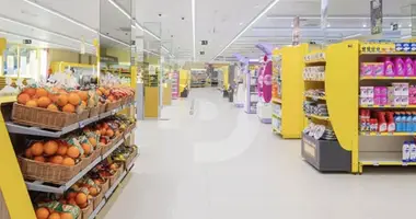 Shop 275 m² in Spain