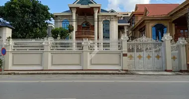 Villa 4 zimmer in Sangkat Boeung Kak Ti Pir, Kambodscha
