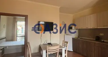 Квартира 2 комнаты в Святой Влас, Болгария