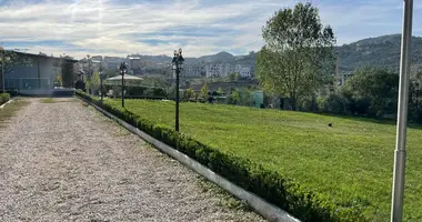 For Rent: Stunning 3-bedroom Individual Villa, 130 m², with a large yard of 3000 m², near the Artificial Lake! in Tirana Municipality, Albania