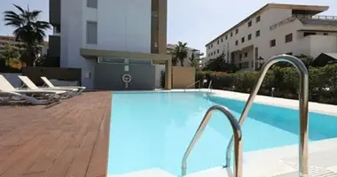 Apartamento 3 habitaciones en San Pedro Alcantara, Španjolska