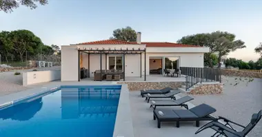 Villa 3 bedrooms in Opcina Karlobag, Croatia