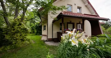 Dom 5 pokojów w Zagosciniec, Polska