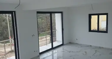 Дом 4 комнаты в Бар, Черногория