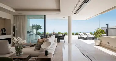 3 bedroom apartment in Benahavis, Spain