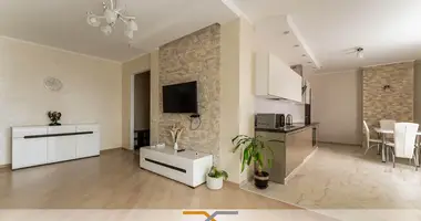 Wohnung 3 zimmer in Minsk, Belarus