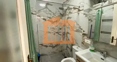 Квартира 2 комнаты в Дуррес, Албания