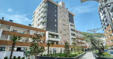 Propiedad comercial 15 m² en Budva, Montenegro