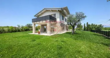 Вилла 6 комнат в Lonato del Garda, Италия