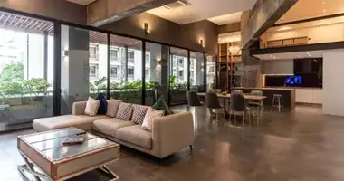 Condo 4 bedrooms in Bangkok, Thailand