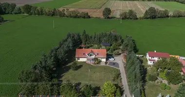 Terrain dans Wiatrowiec, Pologne