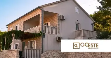 Maison 5 chambres dans Opcina Dezanovac, Croatie