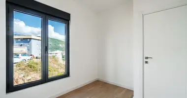 Wohnung 3 zimmer in Budva, Montenegro