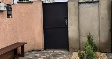 Dom 3 pokoi w Usatove, Ukraina