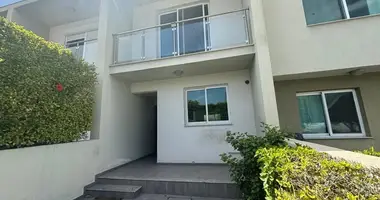 Casa 3 habitaciones en Demos Agiou Athanasiou, Chipre