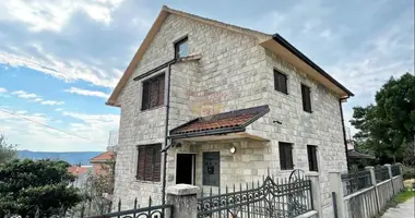 Casa 6 habitaciones en Montenegro