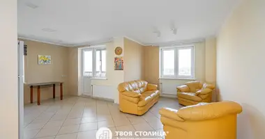 Wohnung 3 zimmer in Minsk, Belarus