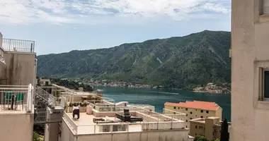 Wohnung 2 Schlafzimmer in Dobrota, Montenegro