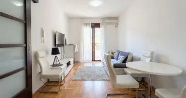 Apartamento 2 habitaciones en Budva, Montenegro