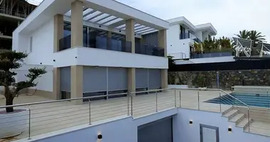 Villa 4 bedrooms in Finestrat, Spain