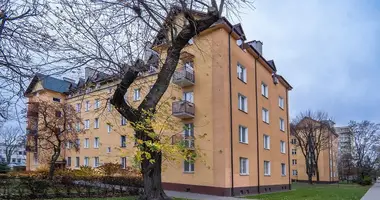 Wohnung 3 zimmer in Warschau, Polen