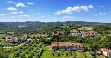 Villa 3 rooms in Kassandrino, Greece