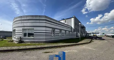 Propriété commerciale 1 228 m² dans Kaliadzicy, Bélarus