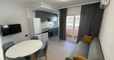 2 bedroom apartment in Torrevieja, Spain