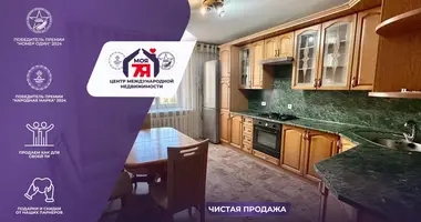 Mieszkanie 3 pokoi w Soligorsk, Białoruś