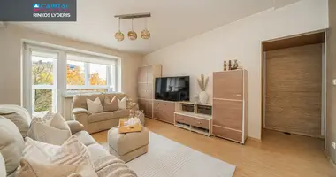 Apartamento 3 habitaciones en Vilna, Lituania