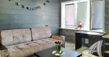 Apartamento 4 habitaciones en Muchaviecki sielski Saviet, Belarús