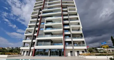 Appartement 3 chambres dans Koinoteta Agiou Tychona, Chypre
