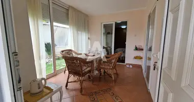 Apartamento 2 habitaciones en Petrovac, Montenegro