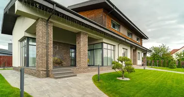 6 bedroom house in Siomkava, Belarus