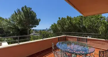 3 bedroom apartment in San Pedro Alcantara, Spain