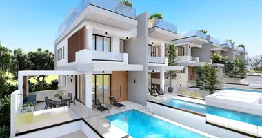 5 bedroom apartment in Chloraka, Cyprus