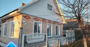 Casa en Rechytsa, Belarús