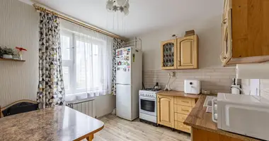 Apartamento 3 habitaciones en Minsk, Belarús