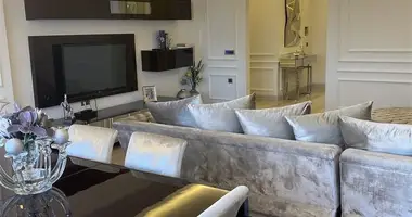 Apartamento 4 habitaciones en Gokcen Sokak, Turquía