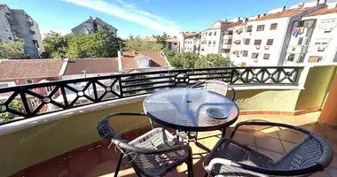 Wohnung 3 Schlafzimmer in Tivat, Montenegro