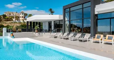 6 bedroom house in Benahavis, Spain