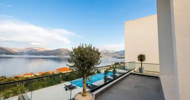 Apartamenty wielopoziomowe 2 pokoi w Krasici, Czarnogóra